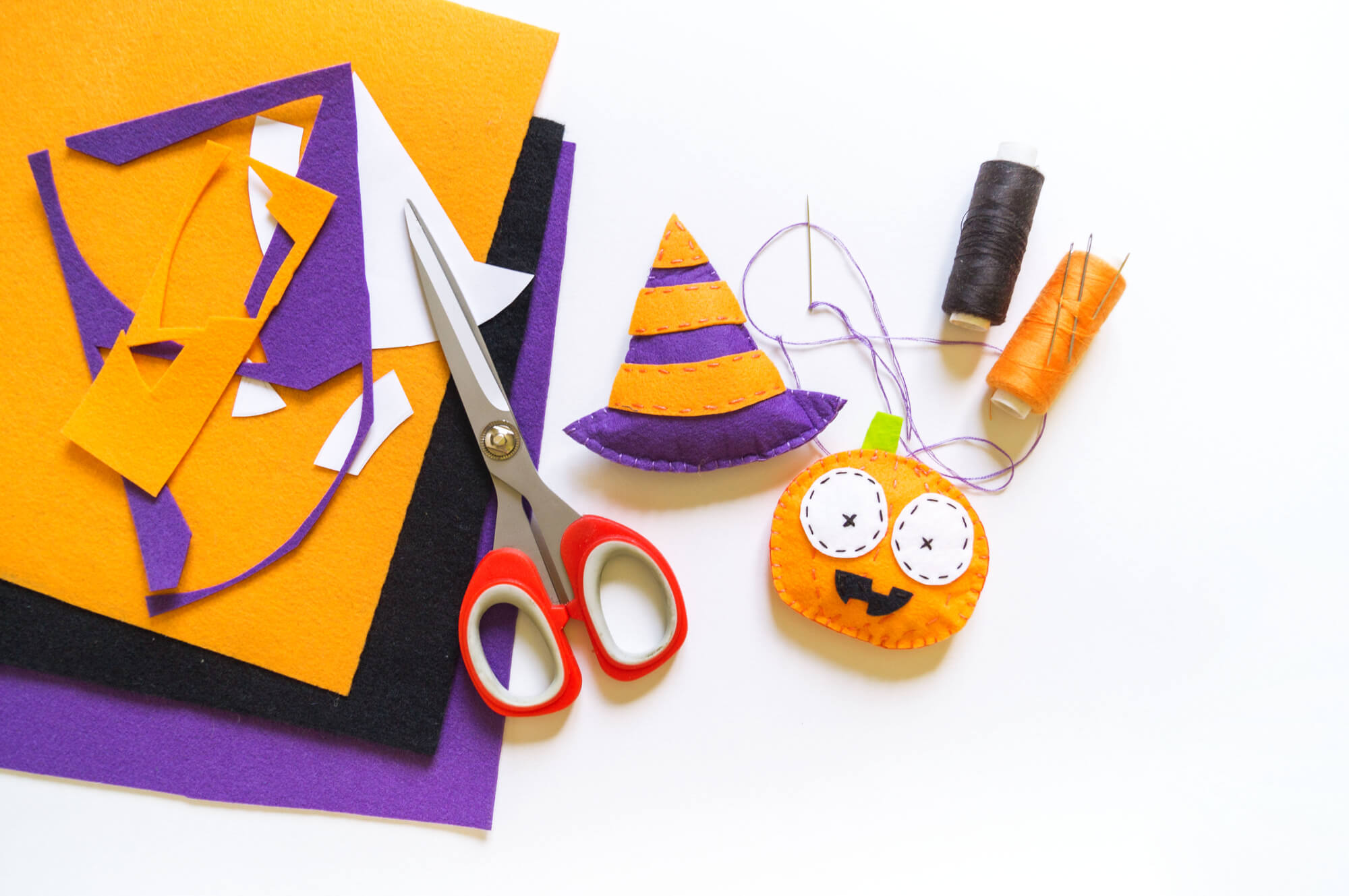 Halloween Felt Crafts: 59 Projects and 21 FREE Patterns